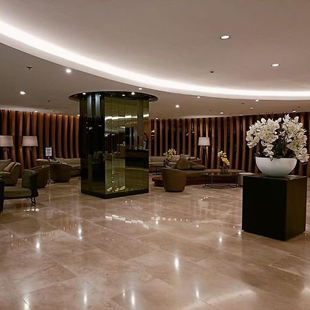 Home Away From Home Manila Eksteriør billede