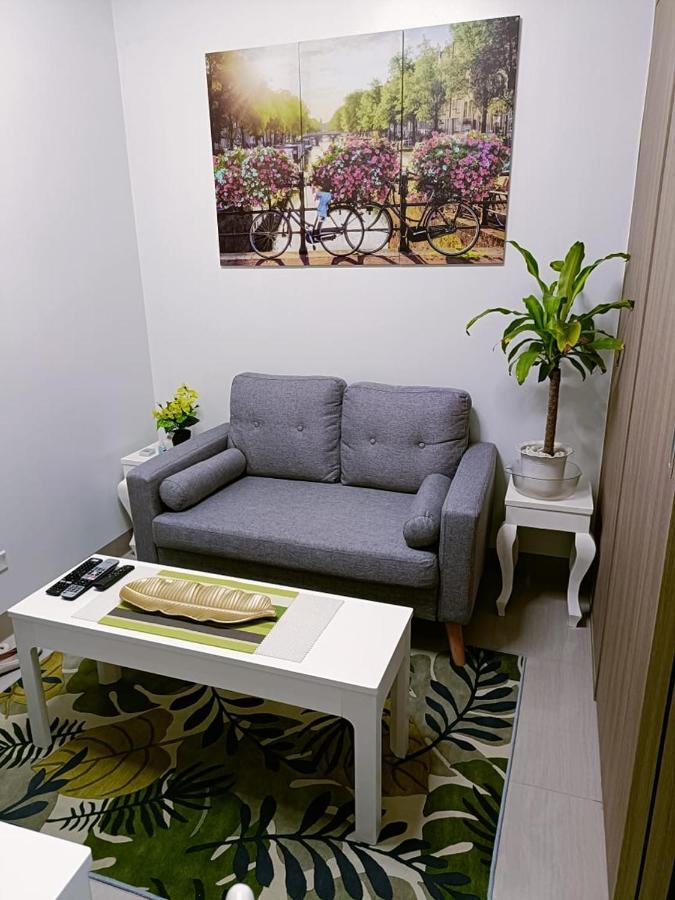 Home Away From Home Manila Eksteriør billede