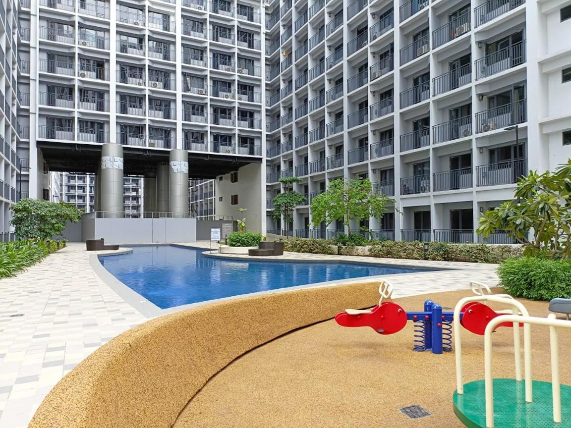 Home Away From Home Manila Eksteriør billede